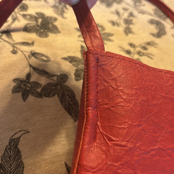 Blood Red Purse - Picture 8 of 9